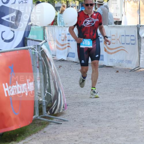 07.09.2025 - 19. Norderstedt Triathlon Luisa Fischer http://msf.ph/oto/8748242 07.09.2025 17:42:54 Ziel 418 meine-sportfotos.de