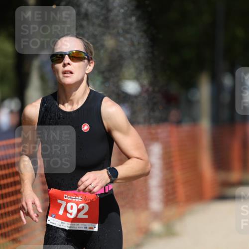 07.09.2025 - 19. Norderstedt Triathlon Michael Strokosch http://msf.ph/oto/8748243 07.09.2025 12:39:03 Laufen 165, 273, 724, 792 meine-sportfotos.de