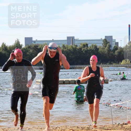 07.09.2025 - 19. Norderstedt Triathlon Luisa Fischer http://msf.ph/oto/8748247 07.09.2025 10:51:27 Schwimmen 821, 1166, 1174, 1208, 1341 meine-sportfotos.de