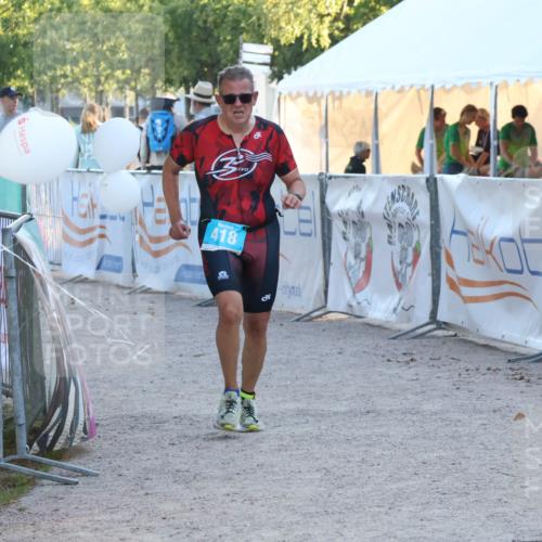 07.09.2025 - 19. Norderstedt Triathlon Luisa Fischer http://msf.ph/oto/8748253 07.09.2025 17:42:55 Ziel 418 meine-sportfotos.de