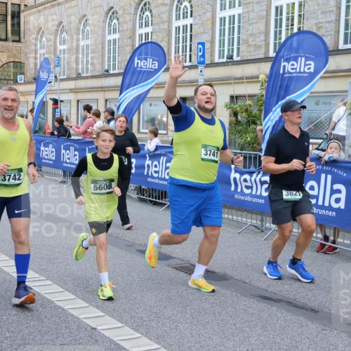 07.09.2025 - BARMER Alsterlauf Strokosch-Dieckow http://msf.ph/oto/8748258 07.09.2025 10:16:24 Ziel 2857, 3403, 3808, 3933, 4154, 4495, 4497, 4534, 4693, 4765, 5163, 5261, 5597, 8131, 8138, 8361 meine-sportfotos.de