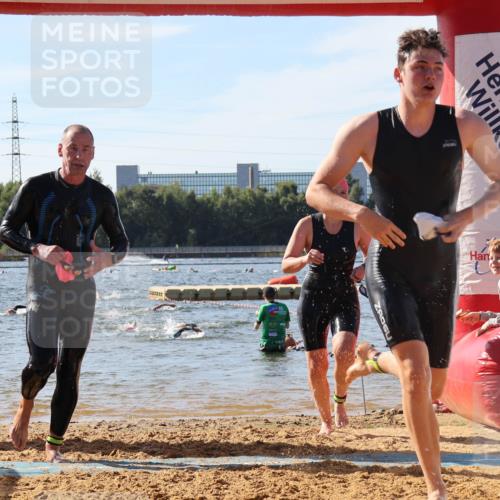 07.09.2025 - 19. Norderstedt Triathlon Luisa Fischer http://msf.ph/oto/8748267 07.09.2025 10:51:28 Schwimmen 821, 1166, 1174, 1208, 1341 meine-sportfotos.de