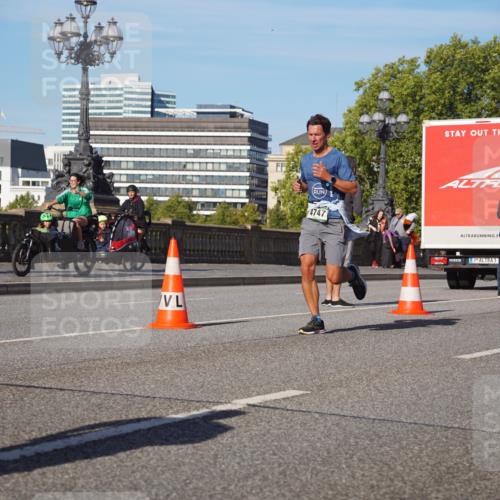 07.09.2025 - BARMER Alsterlauf Yannick Fuchs http://msf.ph/oto/8748280 07.09.2025 09:33:06 Laufen 4747, 1 meine-sportfotos.de