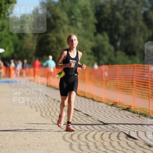 07.09.2025 - 19. Norderstedt Triathlon Michael Strokosch http://msf.ph/oto/8748287 07.09.2025 09:46:35 Laufen 616 meine-sportfotos.de