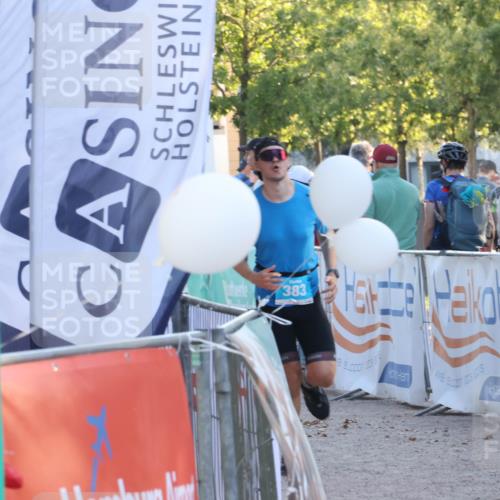 07.09.2025 - 19. Norderstedt Triathlon Luisa Fischer http://msf.ph/oto/8748289 07.09.2025 17:43:41 Ziel 383 meine-sportfotos.de