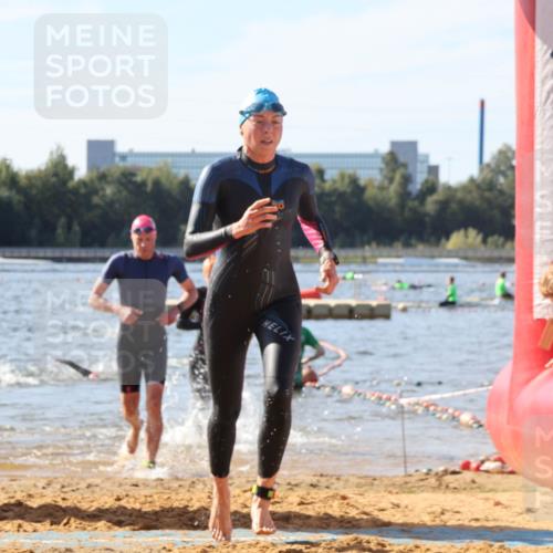 07.09.2025 - 19. Norderstedt Triathlon Luisa Fischer http://msf.ph/oto/8748300 07.09.2025 10:51:45 Schwimmen 204, 844, 1211 meine-sportfotos.de