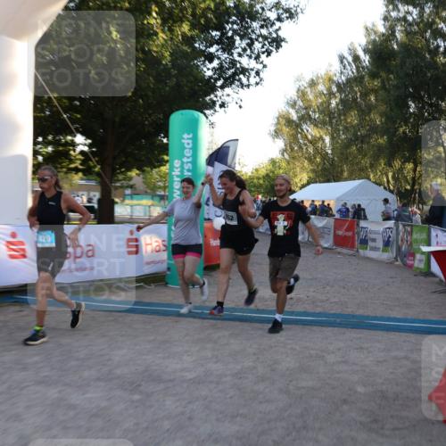 07.09.2025 - 19. Norderstedt Triathlon Luisa Fischer http://msf.ph/oto/8748368 07.09.2025 17:43:48 Ziel 383, 429, 952 meine-sportfotos.de