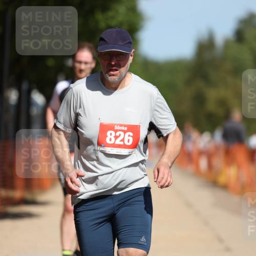 07.09.2025 - 19. Norderstedt Triathlon Michael Strokosch http://msf.ph/oto/8748377 07.09.2025 12:39:15 Laufen 791, 826, 849 meine-sportfotos.de