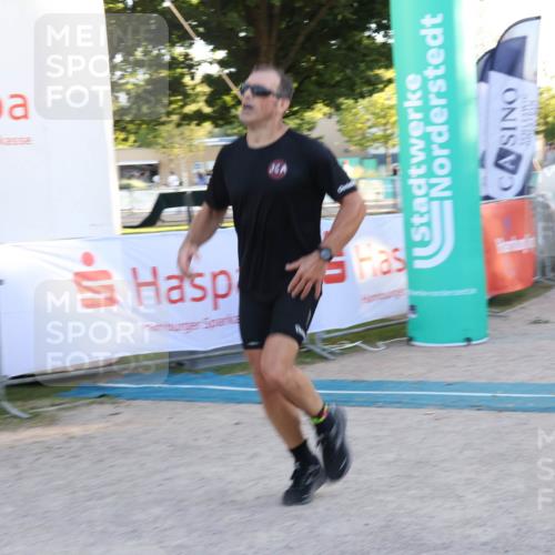 07.09.2025 - 19. Norderstedt Triathlon Luisa Fischer http://msf.ph/oto/8748416 07.09.2025 17:43:56 Ziel 1448 meine-sportfotos.de