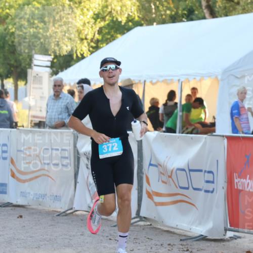 07.09.2025 - 19. Norderstedt Triathlon Luisa Fischer http://msf.ph/oto/8748422 07.09.2025 17:44:04 Ziel 372 meine-sportfotos.de