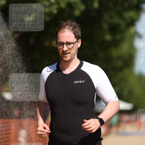 07.09.2025 - 19. Norderstedt Triathlon Michael Strokosch http://msf.ph/oto/8748423 07.09.2025 12:39:17 Laufen 791, 826, 849 meine-sportfotos.de