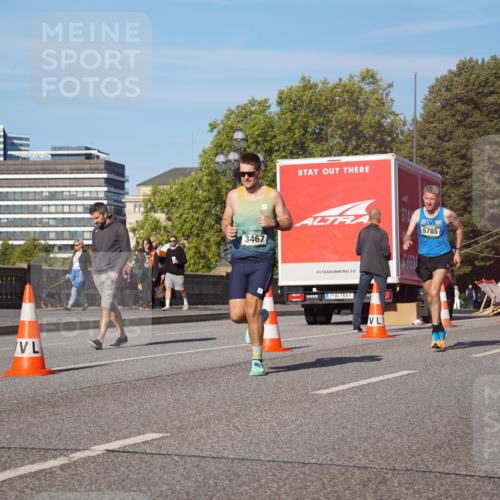 07.09.2025 - BARMER Alsterlauf Yannick Fuchs http://msf.ph/oto/8748424 07.09.2025 09:33:16 Laufen 3467, 1, 5785, 2680, 5142 meine-sportfotos.de