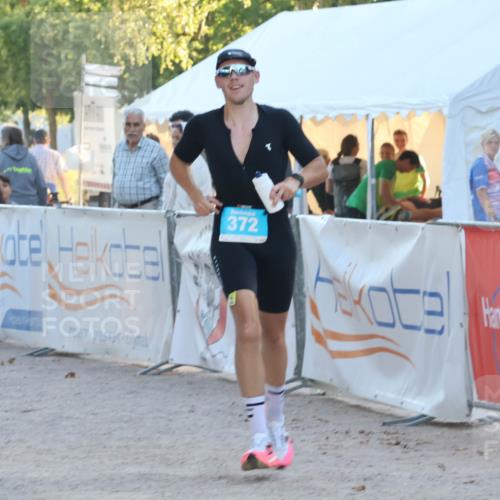 07.09.2025 - 19. Norderstedt Triathlon Luisa Fischer http://msf.ph/oto/8748426 07.09.2025 17:44:04 Ziel 372 meine-sportfotos.de
