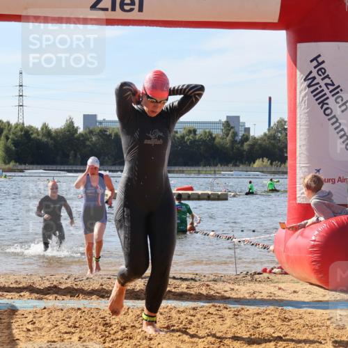 07.09.2025 - 19. Norderstedt Triathlon Luisa Fischer http://msf.ph/oto/8748453 07.09.2025 10:51:59 Schwimmen 844, 1164, 1178, 1211, 1340, 1390 meine-sportfotos.de