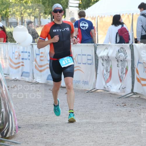 07.09.2025 - 19. Norderstedt Triathlon Luisa Fischer http://msf.ph/oto/8748468 07.09.2025 17:44:24 Ziel 412 meine-sportfotos.de