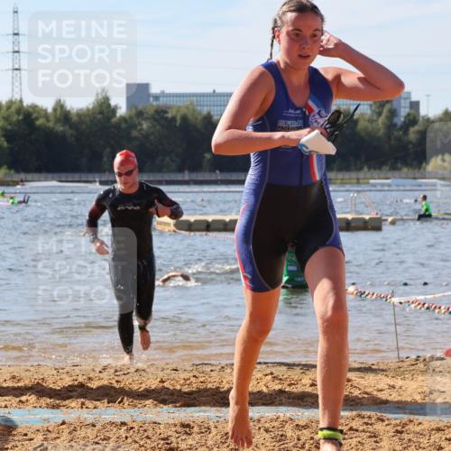 07.09.2025 - 19. Norderstedt Triathlon Luisa Fischer http://msf.ph/oto/8748480 07.09.2025 10:52:02 Schwimmen 1164, 1178, 1340, 1390 meine-sportfotos.de