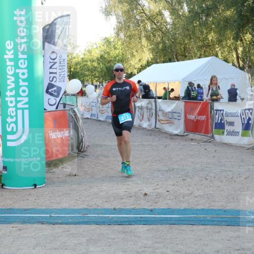 07.09.2025 - 19. Norderstedt Triathlon Luisa Fischer http://msf.ph/oto/8748492 07.09.2025 17:44:26 Ziel 412 meine-sportfotos.de