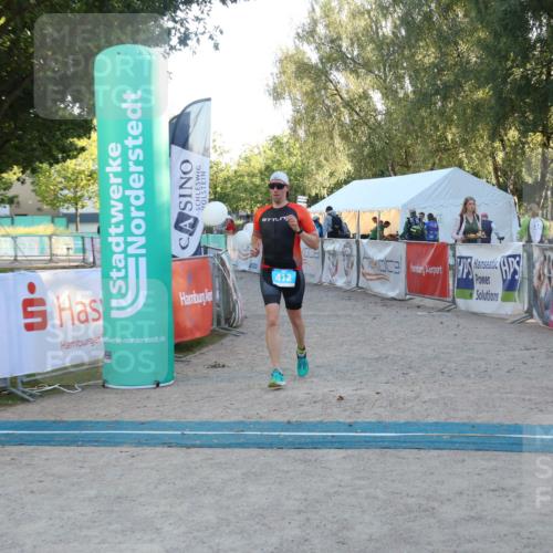 07.09.2025 - 19. Norderstedt Triathlon Luisa Fischer http://msf.ph/oto/8748495 07.09.2025 17:44:26 Ziel 412 meine-sportfotos.de