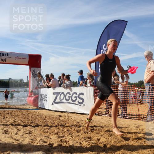 07.09.2025 - 19. Norderstedt Triathlon Luisa Fischer http://msf.ph/oto/8748537 07.09.2025 10:52:15 Schwimmen 1155, 1170, 1340 meine-sportfotos.de