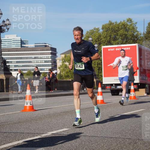 07.09.2025 - BARMER Alsterlauf Yannick Fuchs http://msf.ph/oto/8748551 07.09.2025 09:33:19 Laufen 5142, 6212 meine-sportfotos.de