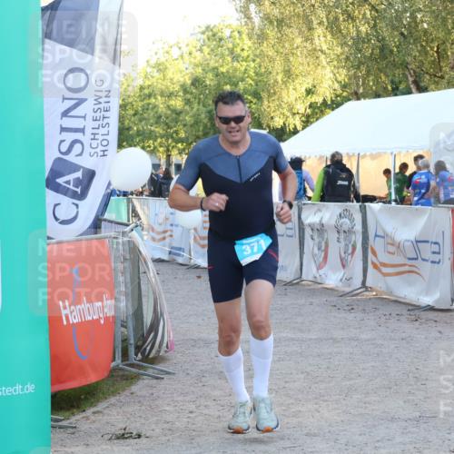 07.09.2025 - 19. Norderstedt Triathlon Luisa Fischer http://msf.ph/oto/8748606 07.09.2025 17:48:46 Ziel 371 meine-sportfotos.de