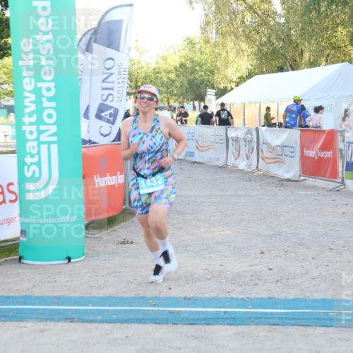 07.09.2025 - 19. Norderstedt Triathlon Luisa Fischer http://msf.ph/oto/8748651 07.09.2025 17:49:36 Ziel 1432 meine-sportfotos.de