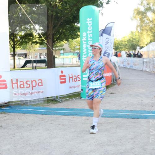 07.09.2025 - 19. Norderstedt Triathlon Luisa Fischer http://msf.ph/oto/8748671 07.09.2025 17:49:37 Ziel 1432 meine-sportfotos.de