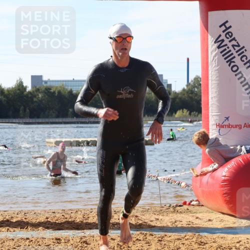 07.09.2025 - 19. Norderstedt Triathlon Luisa Fischer http://msf.ph/oto/8748678 07.09.2025 10:53:08 Schwimmen 200, 1156, 1203 meine-sportfotos.de