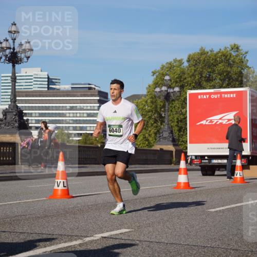07.09.2025 - BARMER Alsterlauf Yannick Fuchs http://msf.ph/oto/8748685 07.09.2025 09:33:26 Laufen 6040, 1, 2914 meine-sportfotos.de
