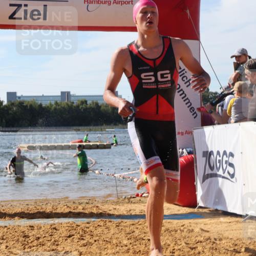07.09.2025 - 19. Norderstedt Triathlon Luisa Fischer http://msf.ph/oto/8748696 07.09.2025 10:53:16 Schwimmen 200, 1186, 1203 meine-sportfotos.de
