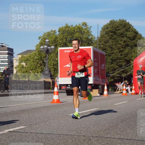 07.09.2025 - BARMER Alsterlauf Yannick Fuchs http://msf.ph/oto/8748704 07.09.2025 09:33:27 Laufen 2914, 2358 meine-sportfotos.de