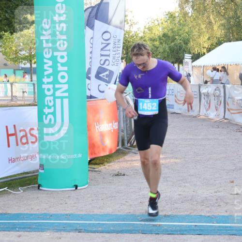 07.09.2025 - 19. Norderstedt Triathlon Luisa Fischer http://msf.ph/oto/8748724 07.09.2025 17:58:43 Ziel 1452 meine-sportfotos.de