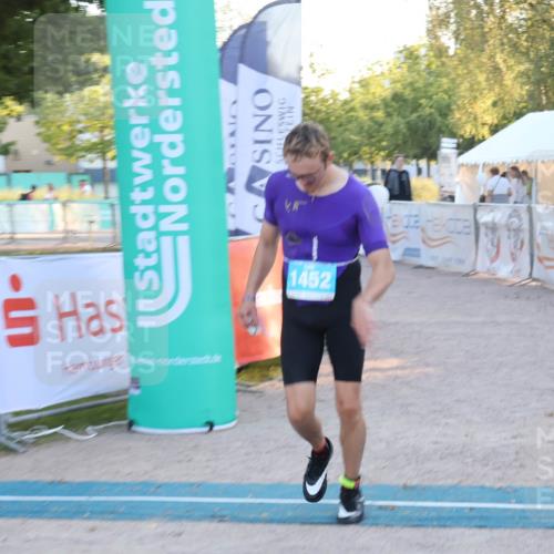 07.09.2025 - 19. Norderstedt Triathlon Luisa Fischer http://msf.ph/oto/8748728 07.09.2025 17:58:43 Ziel 1452 meine-sportfotos.de