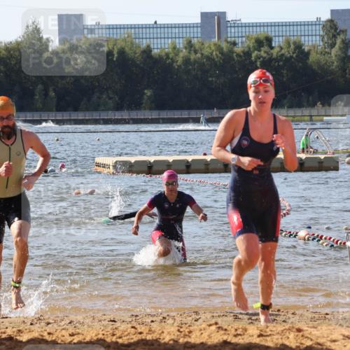 07.09.2025 - 19. Norderstedt Triathlon Luisa Fischer http://msf.ph/oto/8748736 07.09.2025 10:53:27 Schwimmen 196, 1175, 1177, 1186, 1193 meine-sportfotos.de