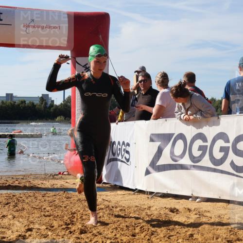 07.09.2025 - 19. Norderstedt Triathlon Luisa Fischer http://msf.ph/oto/8748789 07.09.2025 10:53:42 Schwimmen 1153, 1177 meine-sportfotos.de