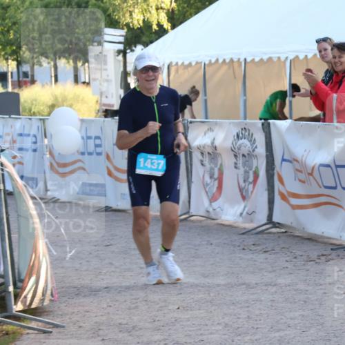 07.09.2025 - 19. Norderstedt Triathlon Luisa Fischer http://msf.ph/oto/8748790 07.09.2025 18:08:51 Ziel 1437 meine-sportfotos.de