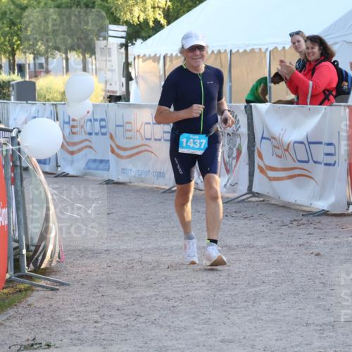 07.09.2025 - 19. Norderstedt Triathlon Luisa Fischer http://msf.ph/oto/8748801 07.09.2025 18:08:52 Ziel 1437 meine-sportfotos.de