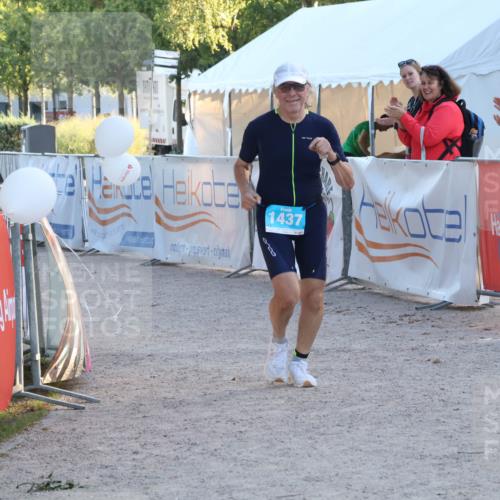 07.09.2025 - 19. Norderstedt Triathlon Luisa Fischer http://msf.ph/oto/8748804 07.09.2025 18:08:52 Ziel 1437 meine-sportfotos.de