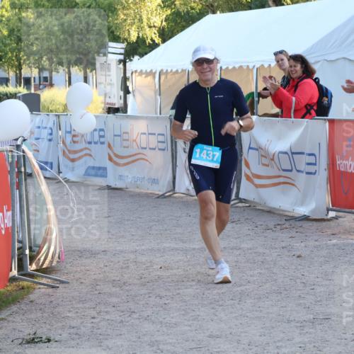 07.09.2025 - 19. Norderstedt Triathlon Luisa Fischer http://msf.ph/oto/8748805 07.09.2025 18:08:53 Ziel 1437 meine-sportfotos.de