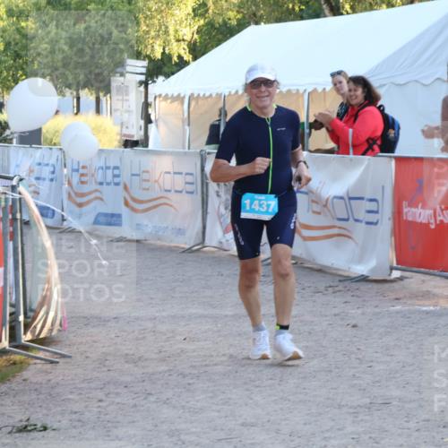 07.09.2025 - 19. Norderstedt Triathlon Luisa Fischer http://msf.ph/oto/8748809 07.09.2025 18:08:53 Ziel 1437 meine-sportfotos.de