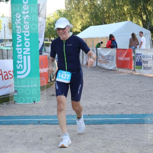 07.09.2025 - 19. Norderstedt Triathlon Luisa Fischer http://msf.ph/oto/8748854 07.09.2025 18:08:56 Ziel 1437 meine-sportfotos.de