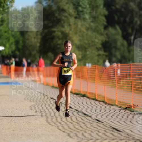 07.09.2025 - 19. Norderstedt Triathlon Michael Strokosch http://msf.ph/oto/8748903 07.09.2025 09:47:44 Laufen 575, 632 meine-sportfotos.de