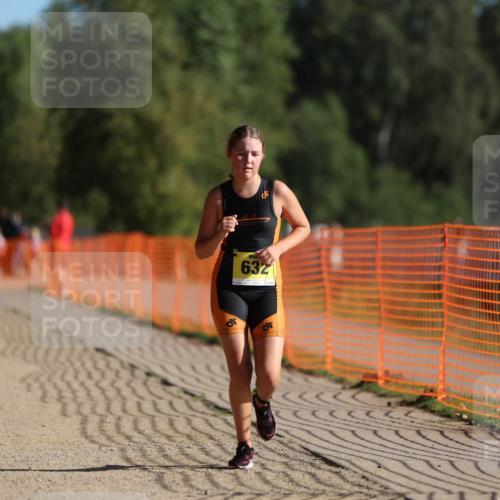 07.09.2025 - 19. Norderstedt Triathlon Michael Strokosch http://msf.ph/oto/8748927 07.09.2025 09:47:46 Laufen 632 meine-sportfotos.de