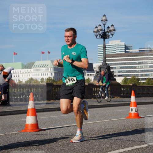 07.09.2025 - BARMER Alsterlauf Yannick Fuchs http://msf.ph/oto/8748945 07.09.2025 09:33:38 Laufen 5243 meine-sportfotos.de