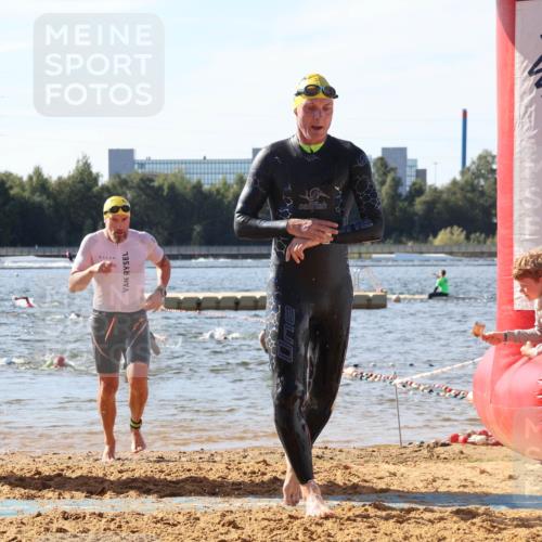 07.09.2025 - 19. Norderstedt Triathlon Luisa Fischer http://msf.ph/oto/8749010 07.09.2025 10:54:50 Schwimmen 284, 771, 833 meine-sportfotos.de