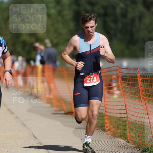 07.09.2025 - 19. Norderstedt Triathlon Michael Strokosch http://msf.ph/oto/8749035 07.09.2025 12:40:48 Laufen 218, 233, 1387, 1392 meine-sportfotos.de