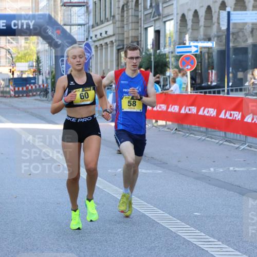 07.09.2025 - BARMER Alsterlauf Strokosch-Dieckow http://msf.ph/oto/8749063 07.09.2025 11:10:39 Ziel  meine-sportfotos.de