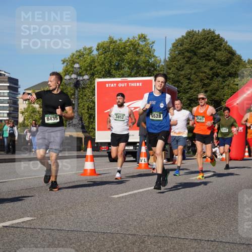 07.09.2025 - BARMER Alsterlauf Yannick Fuchs http://msf.ph/oto/8749101 07.09.2025 09:33:47 Laufen 8435, 3852, 1, 5528, 2583, 3296, 4307 meine-sportfotos.de