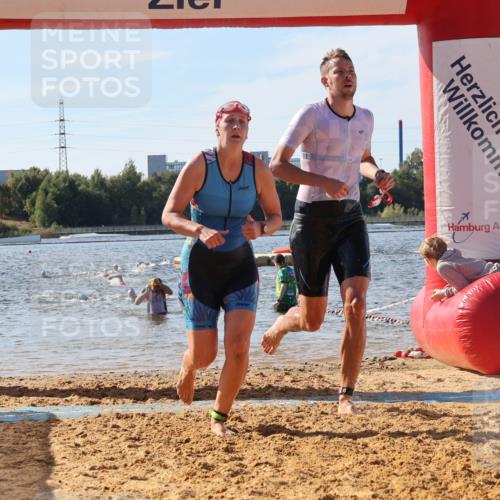 07.09.2025 - 19. Norderstedt Triathlon Luisa Fischer http://msf.ph/oto/8749103 07.09.2025 10:55:15 Schwimmen 276, 306, 834, 1159, 1181, 1183, 1257 meine-sportfotos.de