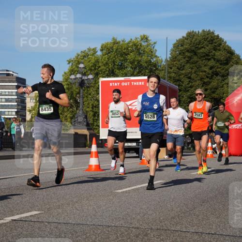 07.09.2025 - BARMER Alsterlauf Yannick Fuchs http://msf.ph/oto/8749107 07.09.2025 09:33:47 Laufen 8435, 3852, 1, 5528, 2583, 4307, 3296 meine-sportfotos.de